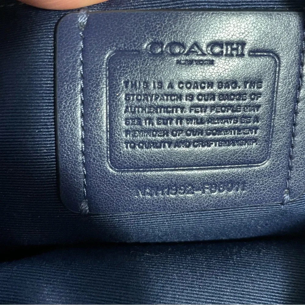 Coach Camera Bag - Picture 6 of 7
